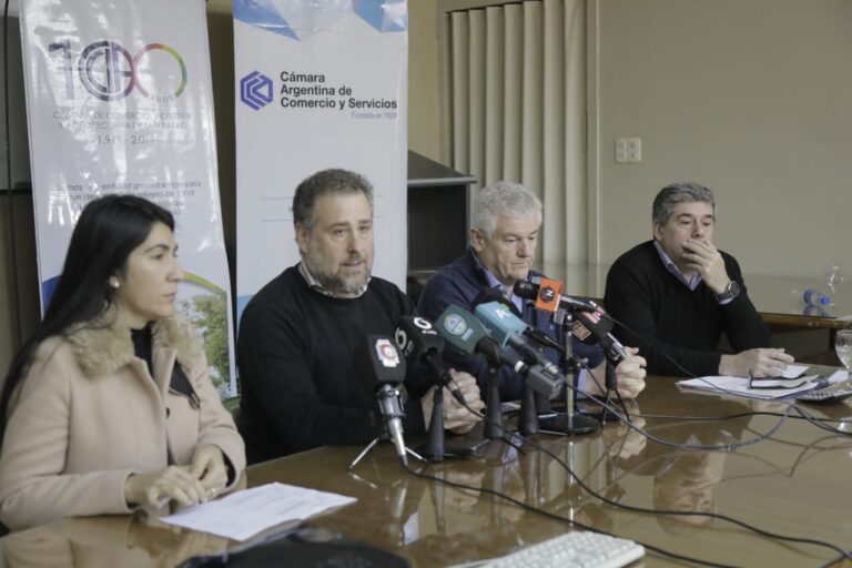 Plastiandino: Mendoza destinará más de $40 millones en subsidios para cubrir parte de los salarios de los trabajadores