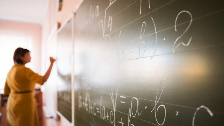 Martes 15 de agosto: estará depositado el aguinaldo para docentes reemplazantes y no docentes