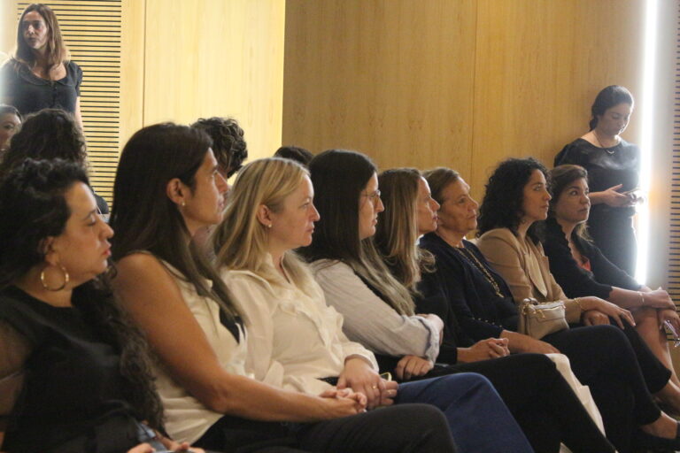 Mujeres en acción: se reunieron más de 40 mujeres en una jornada sobre negocios y género