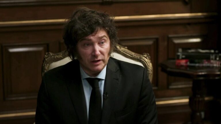 Javier Milei criticó el fuerte aumento de la dieta de los senadores