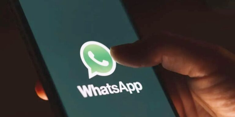 Alertan por una nueva estafa en WhatsApp: ofrecen descuentos en Netflix 
