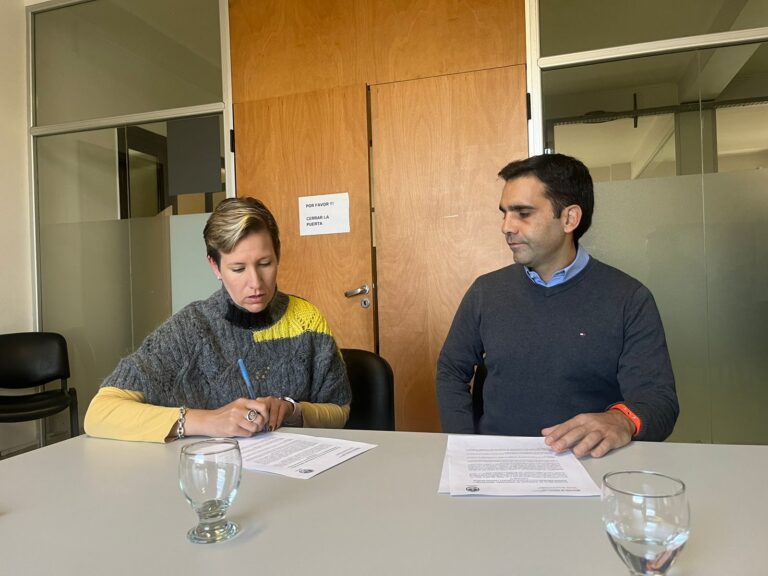 Energía y Ambiente firma un convenio que impulsa el desarrollo económico circular en nuestra provincia