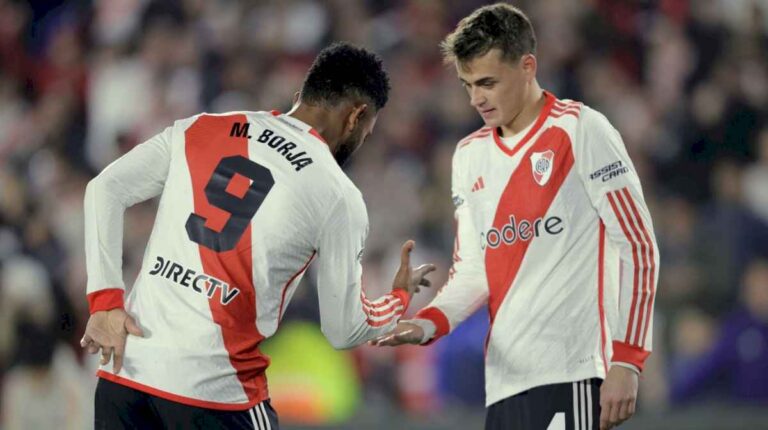 River le ganó 3-1 a Tigre con un hat-trick de Miguel Borja
