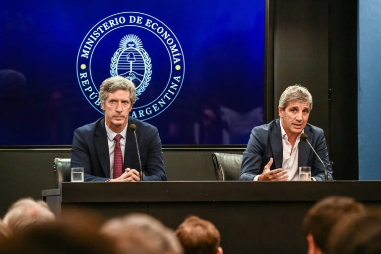 Emisión cero y rechazo a una devaluación: la apuesta de Javier Milei para calmar los mercados