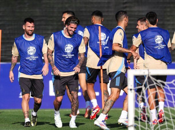 Lionel Scaloni evalúa hacer un solo cambio en la Selección argentina para jugar ante Chile