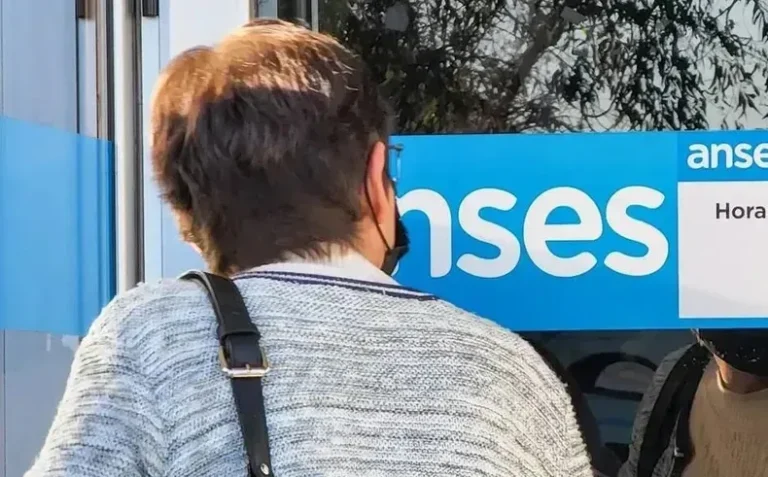 ANSES cuándo cobro: el cronograma de pagos de este lunes 29 de julio