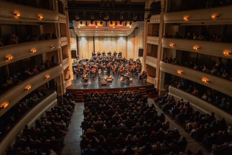 El Teatro Independencia fue el escenario de la Velada Patriótica