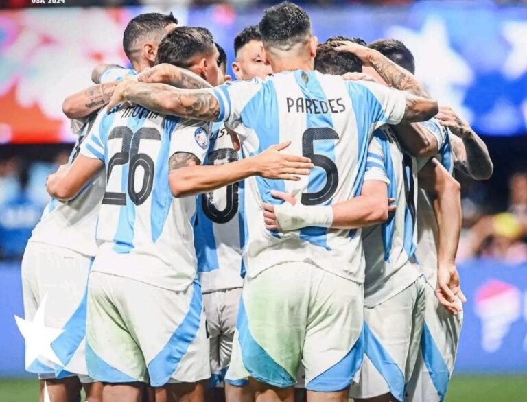 La Selección argentina, finalista de la Copa América: venció 2-0 a Canadá con goles de Julián y Messi