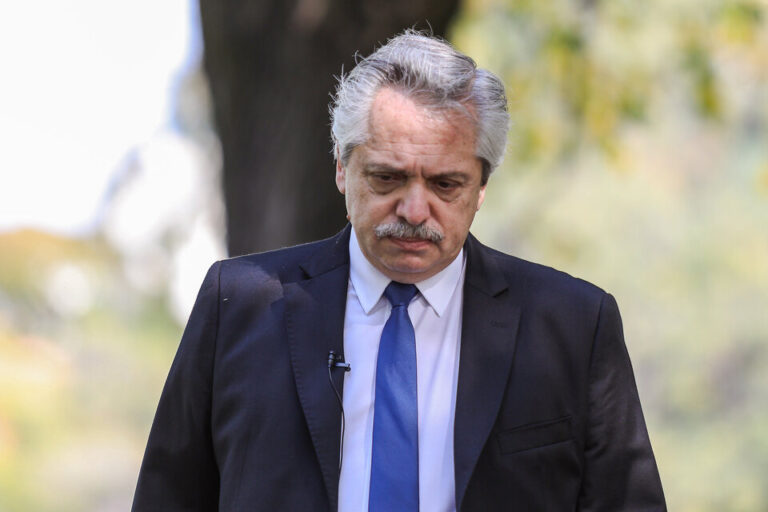 Alberto Fernández le pidió a la Justicia que prohíba la difusión de sus videos íntimos en medios y redes