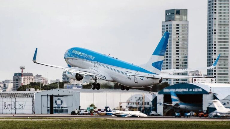 Medida gremial de aeronáuticos en Aeroparque: cuándo será y a qué vuelos de Aerolíneas Argentinas afectará