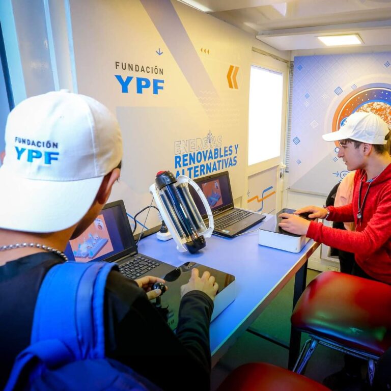 El aula móvil de Energías Renovables de Fundación YPF desembarca en Malargüe