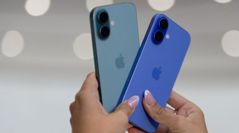 Los iPhone 16 arrancan con el pie izquierdo y caen las acciones de Apple