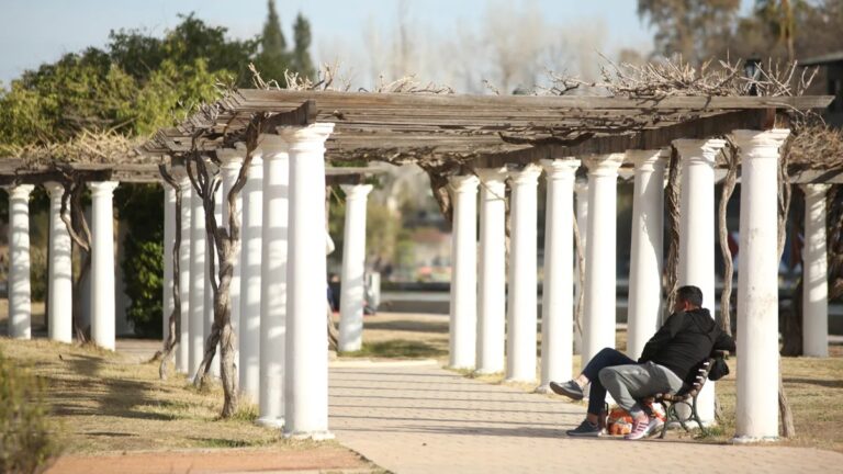 El pronóstico del tiempo en Mendoza anticipó un brusco descenso de la temperatura para este viernes