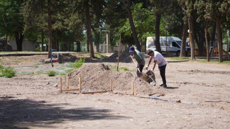 Comenzó la renovación de quinchos en el Polideportivo de General Alvear