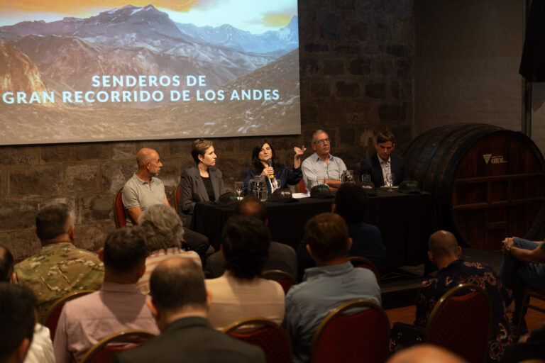 Mendoza presentó su Sendero de Gran Recorrido de los Andes