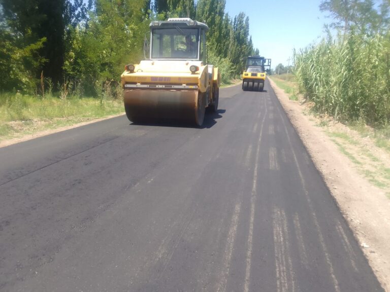 Vialidad Mendoza pavimentó una vía rural de General Alvear con escuela y centro de salud