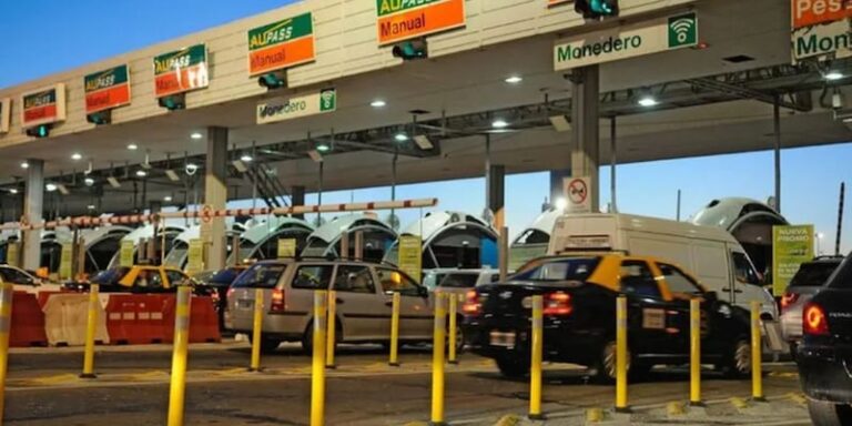 El Gobierno privatizó Corredores Viales: cómo será el nuevo sistema de rutas y peajes en el país