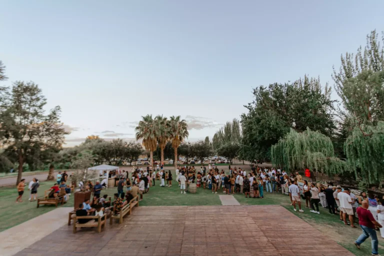 Llega Sunset Retro, una fiesta de vinilos que promete revolucionar Mendoza