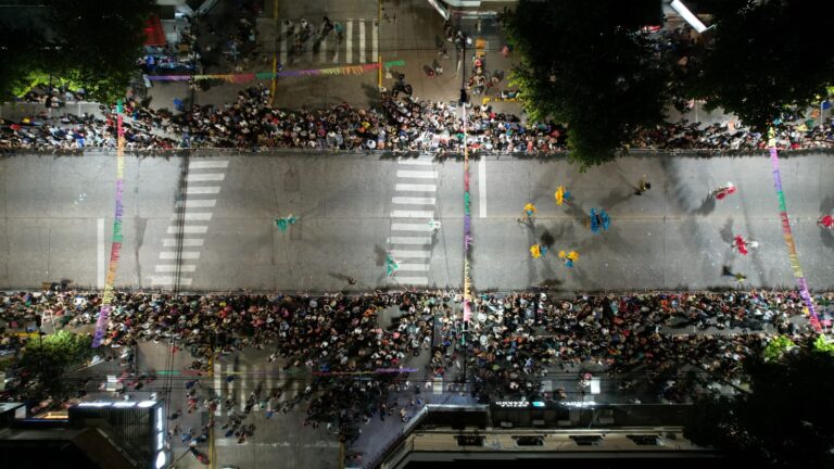 El carnaval de General Alvear: Un espectáculo inolvidable de cultura, brillo y alegría
