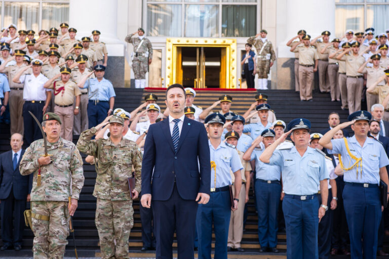 El Gobierno implementará el Servicio Militar Voluntario para jóvenes de entre 18 y 28 años
