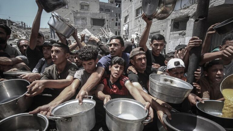 La ONU dijo que 14 mil bebés necesitan comida urgente en Gaza e Israel permitirá ingresar 100 camiones de alimentos