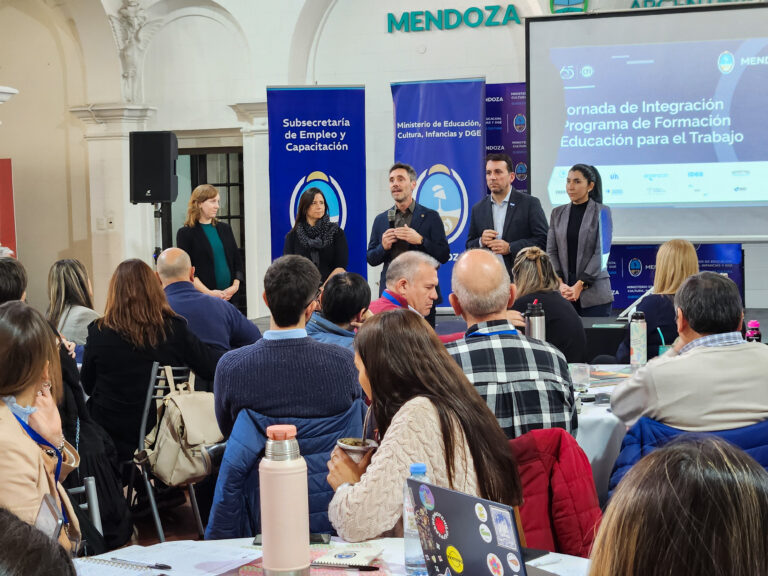 Educación y trabajo: García Zalazar contó la experiencia de Mendoza en la Jornada de Integración Federal del CFI