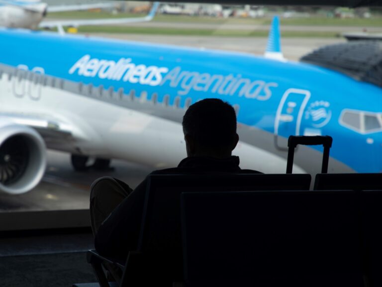 Por el paro de pilotos de mañana, se modificaron 50 vuelos