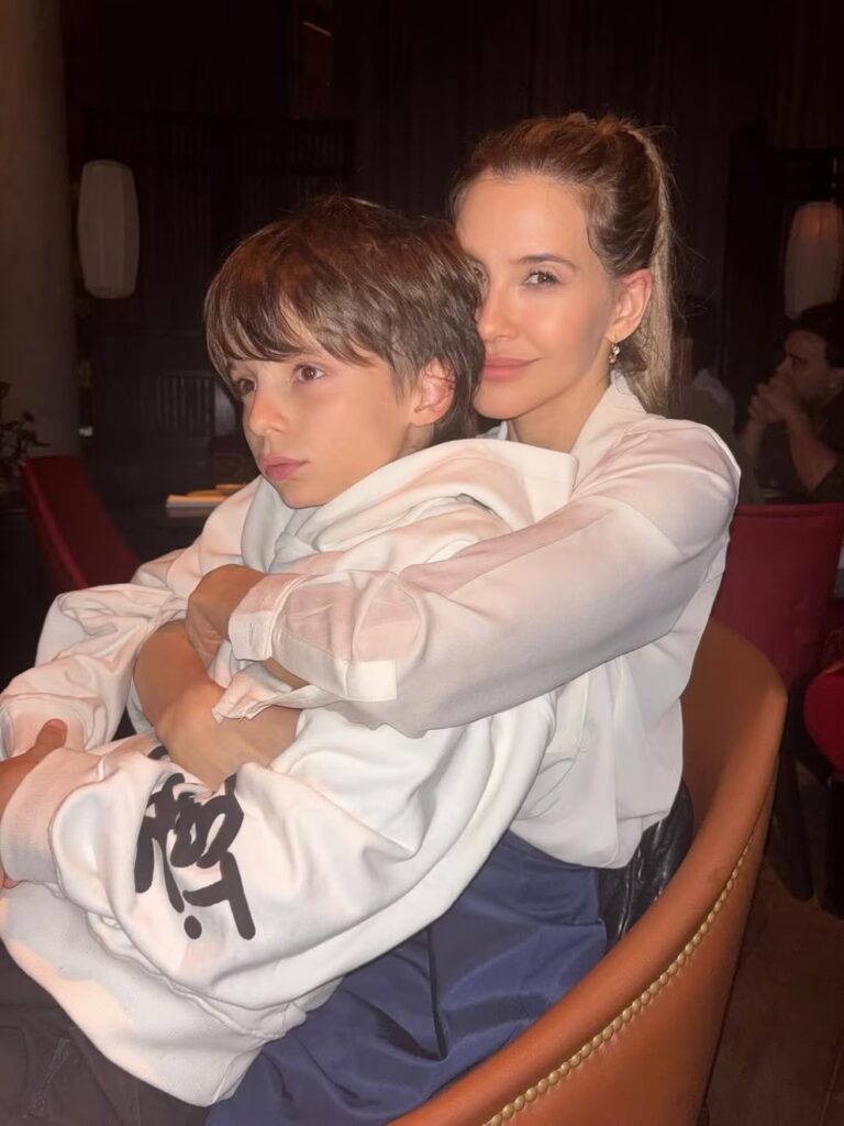 Guillermina Valdés sorprendió con un radical cambio de look: “Mi pasado”