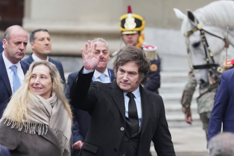 La oposición presiona al Gobierno en el Congreso: la estrategia de Milei y la tensión por la marcha