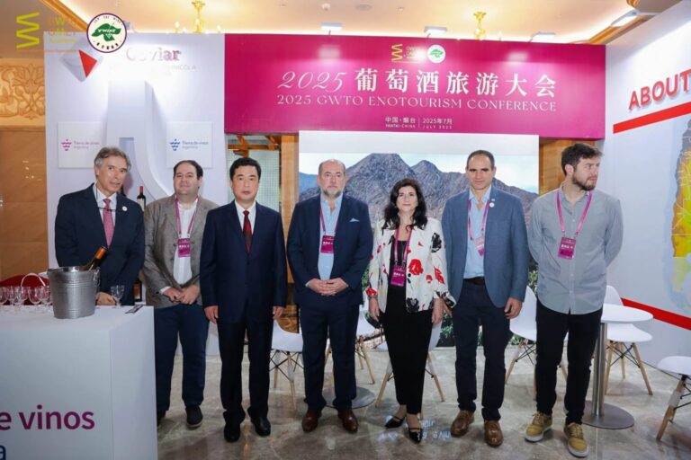Mendoza dijo presente en el Encuentro Mundial de Enoturismo Sostenible en Yantai, China