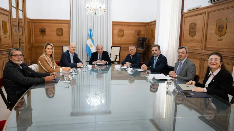 El Gobierno reunió al Consejo de Mayo y busca debatir dos puntos clave de la reforma laboral