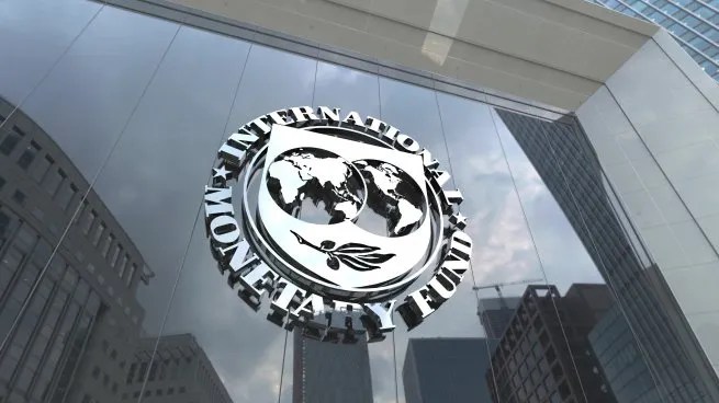 El Gobierno espera definiciones del FMI para destrabar un giro por US$2000 millones y aliviar las reservas
