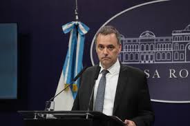 El Gobierno anunció que puso en marcha la privatización de AySA