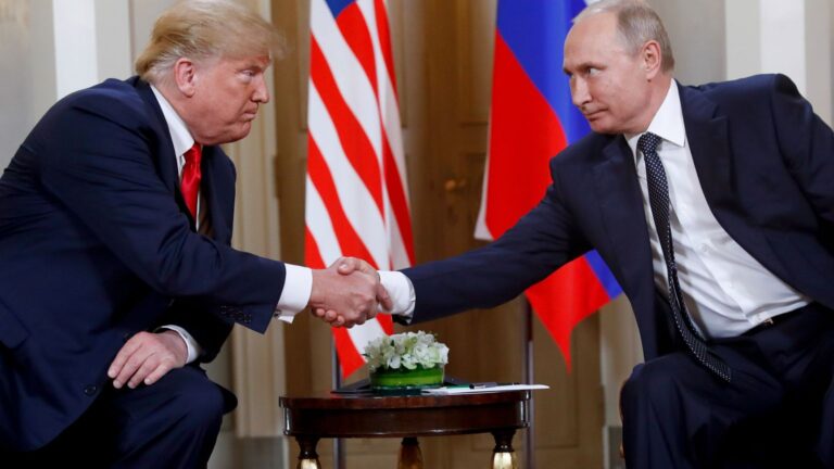 Trump habló con Putin y acordaron la posibilidad de una reunión con Zelenski