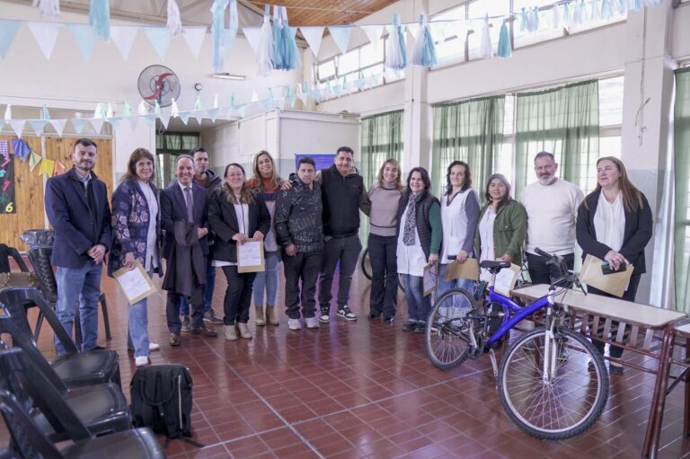 La DGE recibió bicicletas judicializadas que les entregará a estudiantes con necesidad de movilidad