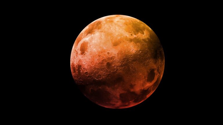 Eclipse lunar del 7 de septiembre 2025: a qué hora es y cómo ver la Luna de Sangre desde Argentina