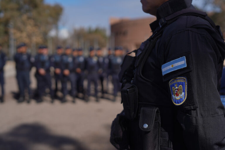 Alerta del 911: la Policía de Mendoza actuó en minutos y redujo a un hombre armado en Malargüe