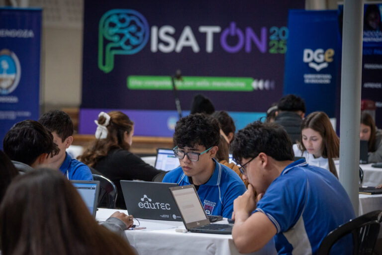 Un estudiante de San Rafael se quedó con el primer puesto en la final de la Pisatón 2025
