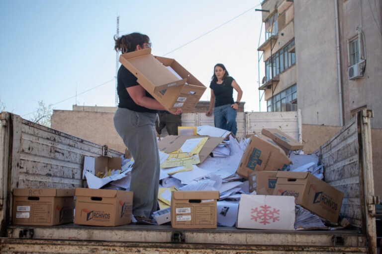 Se retiraron más de 5 toneladas de documentación judicial y de licencias para su reciclaje con fin solidario
