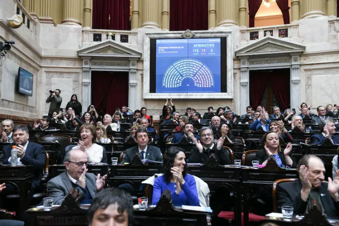recinto-de-diputados-tratara-los-vetos-del-ejecutivo-a-universidades-y-al-garrahan-foto-camara-de-diputados-OCEINJ45O5CVJB53PMCCNZNFZA.webp