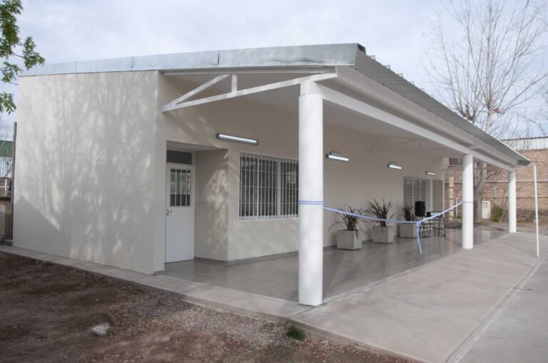 Mendoza pone en marcha un Nuevo Plan de Refacciones en escuelas de $10.000 millones y eleva la inversión anual a más de $47.500 millones