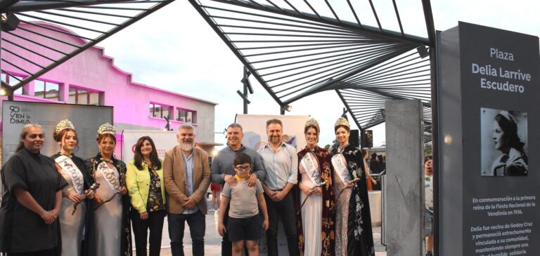 Godoy Cruz rinde homenaje a la primera reina nacional de la Vendimia