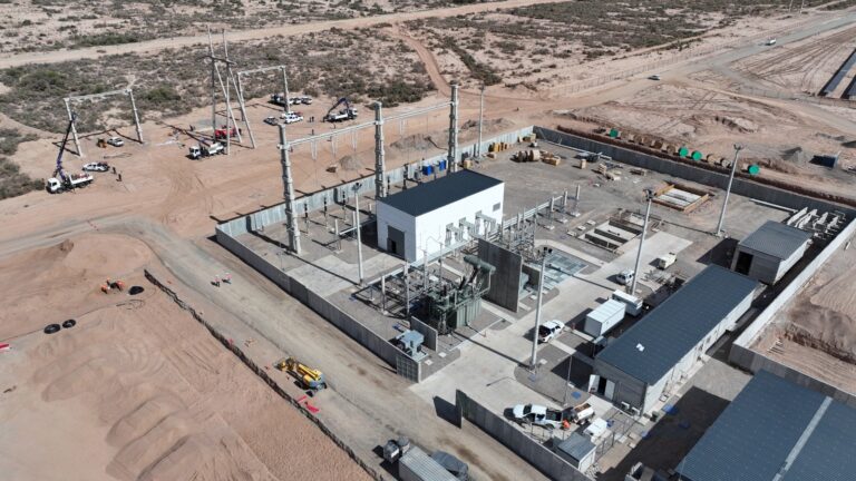 Avanza el Parque Solar San Rafael I: se energizó el segundo transformador de la nueva ET Agua del Toro