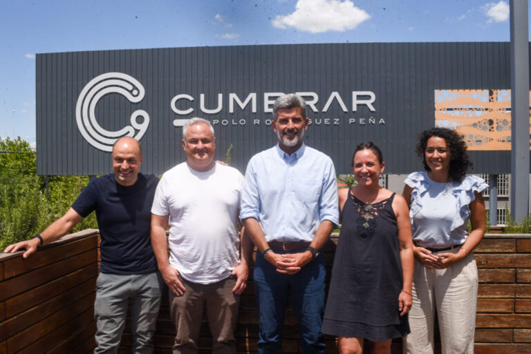 Ulpiano Suarez recorrió el Polo Cumbrar y destacó el valor de la innovación y el trabajo con el sector privado