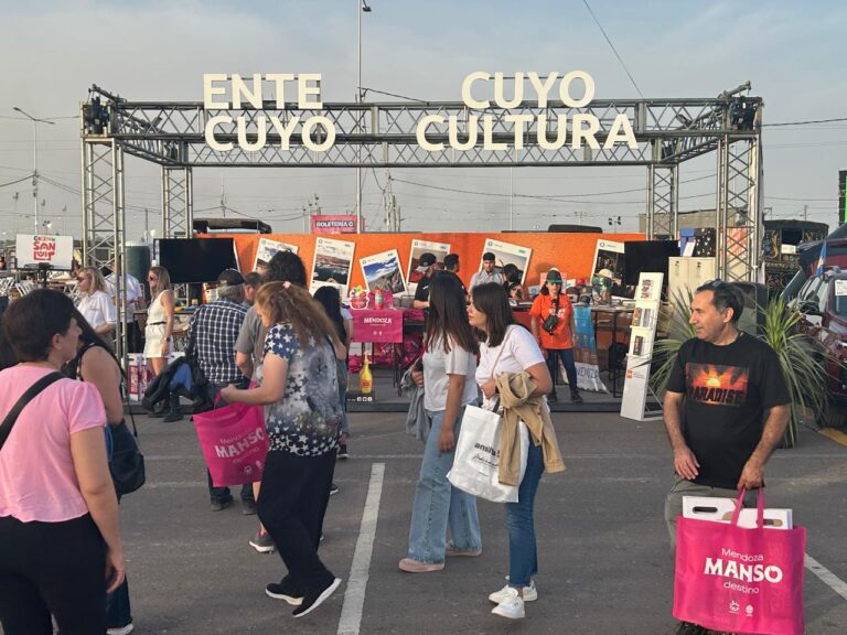 Mendoza lleva su impronta creativa al Festival Nacional de la Calle Angosta 2026