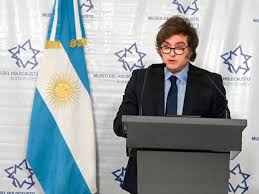 Milei encabeza el acto por el Día del Holocausto junto a referentes de la comunidad judía