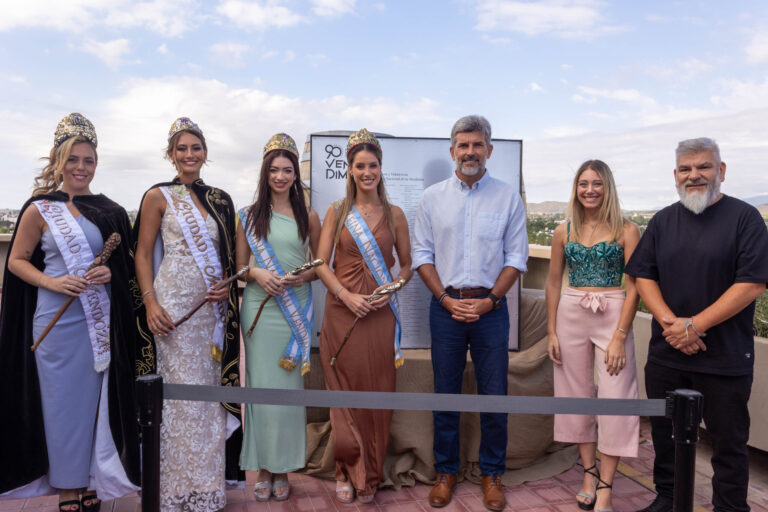 La Ciudad homenajeó a Agostina Saua, la reina nacional que hizo historia en los 90 años de la Vendimia