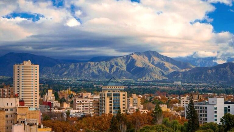 El fin de semana comenzará con condiciones variables en Mendoza.