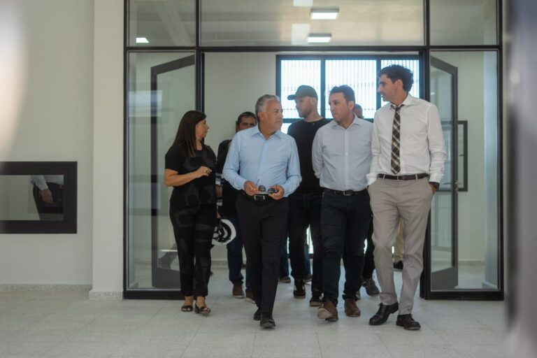 El Gobierno de Mendoza consolida un polo educativo en Ugarteche con nuevas obras de nivel inicial, especial y técnico