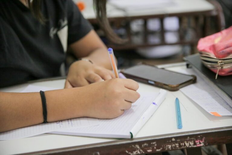 Las escuelas secundarias iniciaron el ciclo lectivo 2026